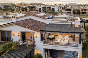 Condos in Palmilla-Inland